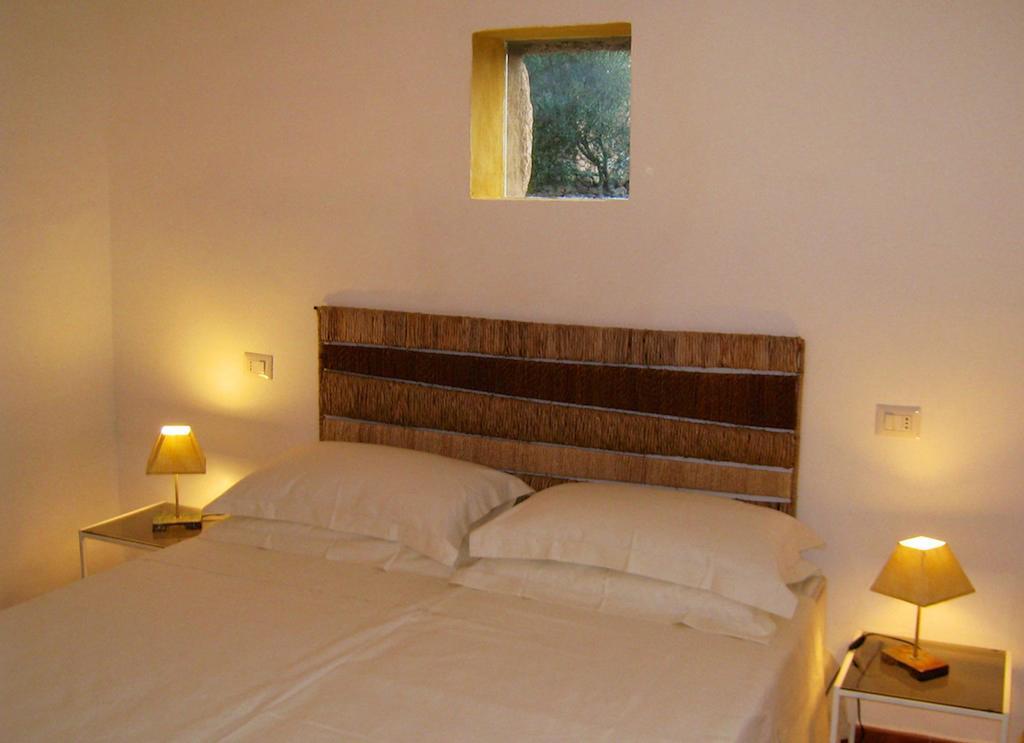 Le Tre Pietre Villa Baja Sardinia Ngoại thất bức ảnh