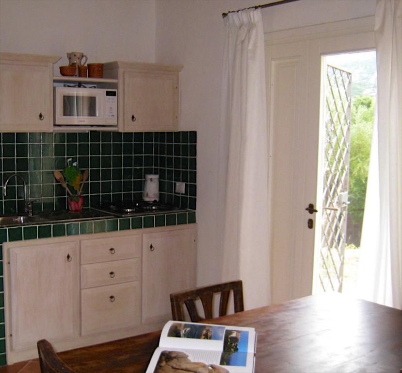 Le Tre Pietre Villa Baja Sardinia Ngoại thất bức ảnh