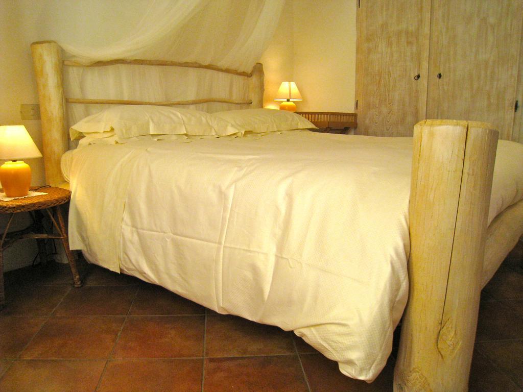 Le Tre Pietre Villa Baja Sardinia Ngoại thất bức ảnh